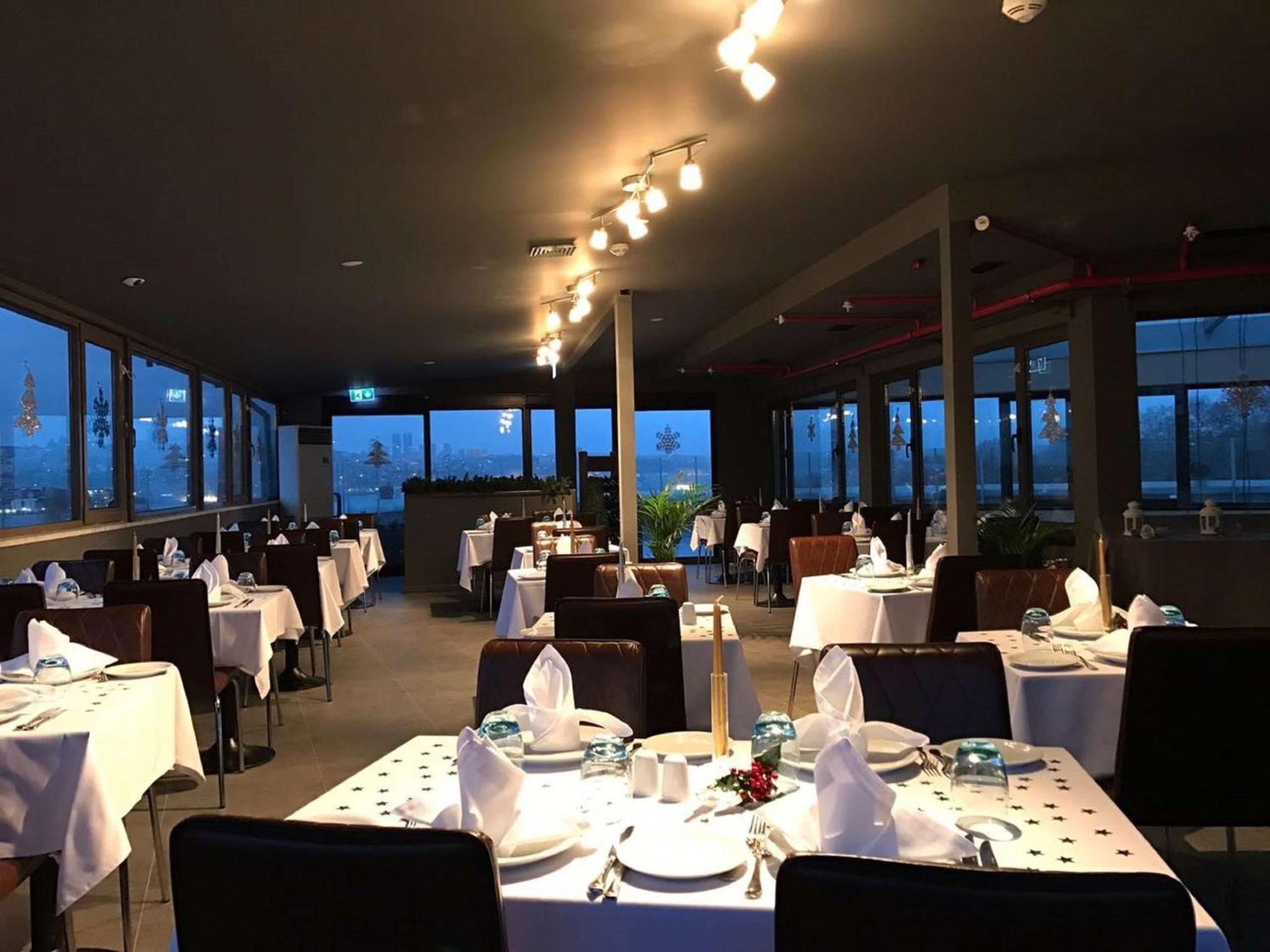 Отель Doubletree By Hilton - Sirkeci